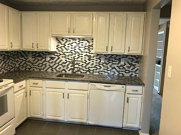 kitchen pic 1