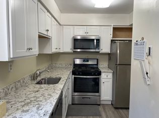 31 Ford St, Milford, CT 06460