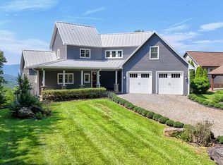 95 Harris Ridge Ct, Young Harris, GA 30582