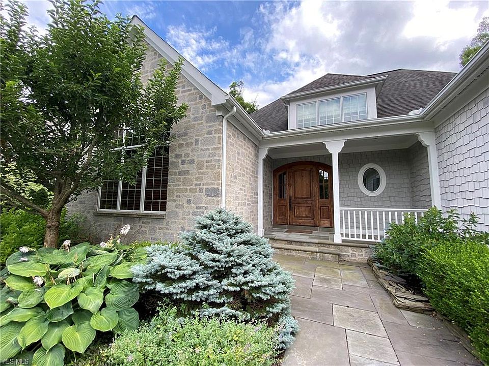 1st image of 7511 Creek View Trl