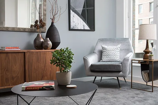 Rented by Bold Marketing | media 17