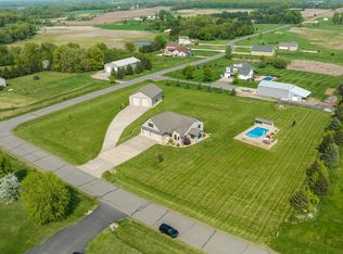 26063 Kodiak Ave, Chisago City, MN 55013