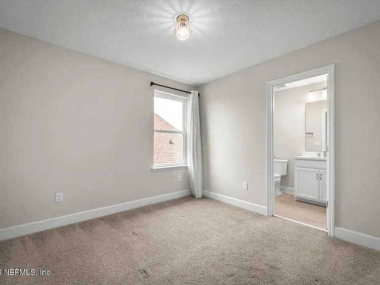63 Millenia Dr — Photo 38