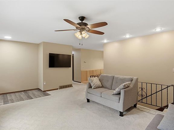 5th image of 1218 Raedel Road