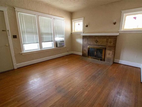 2nd image of 1326 Belrue Ave
