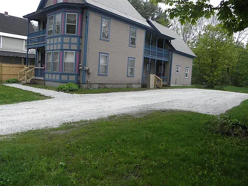 60 Pleasant St #C Photo 1