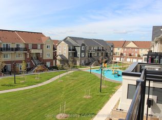 250 Sunny Meadow Blvd #129, Brampton, ON L6R 3Y7