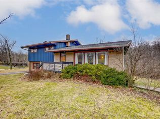 213 Oakridge Dr, Springfield, OH 45504