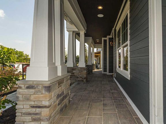 5th image of 11371 Winterberry Dr