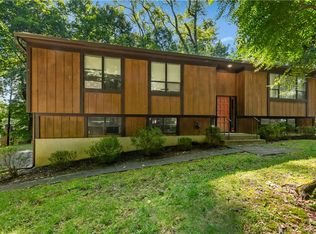 16 Alexander Ln, Croton On Hudson, NY 10520
