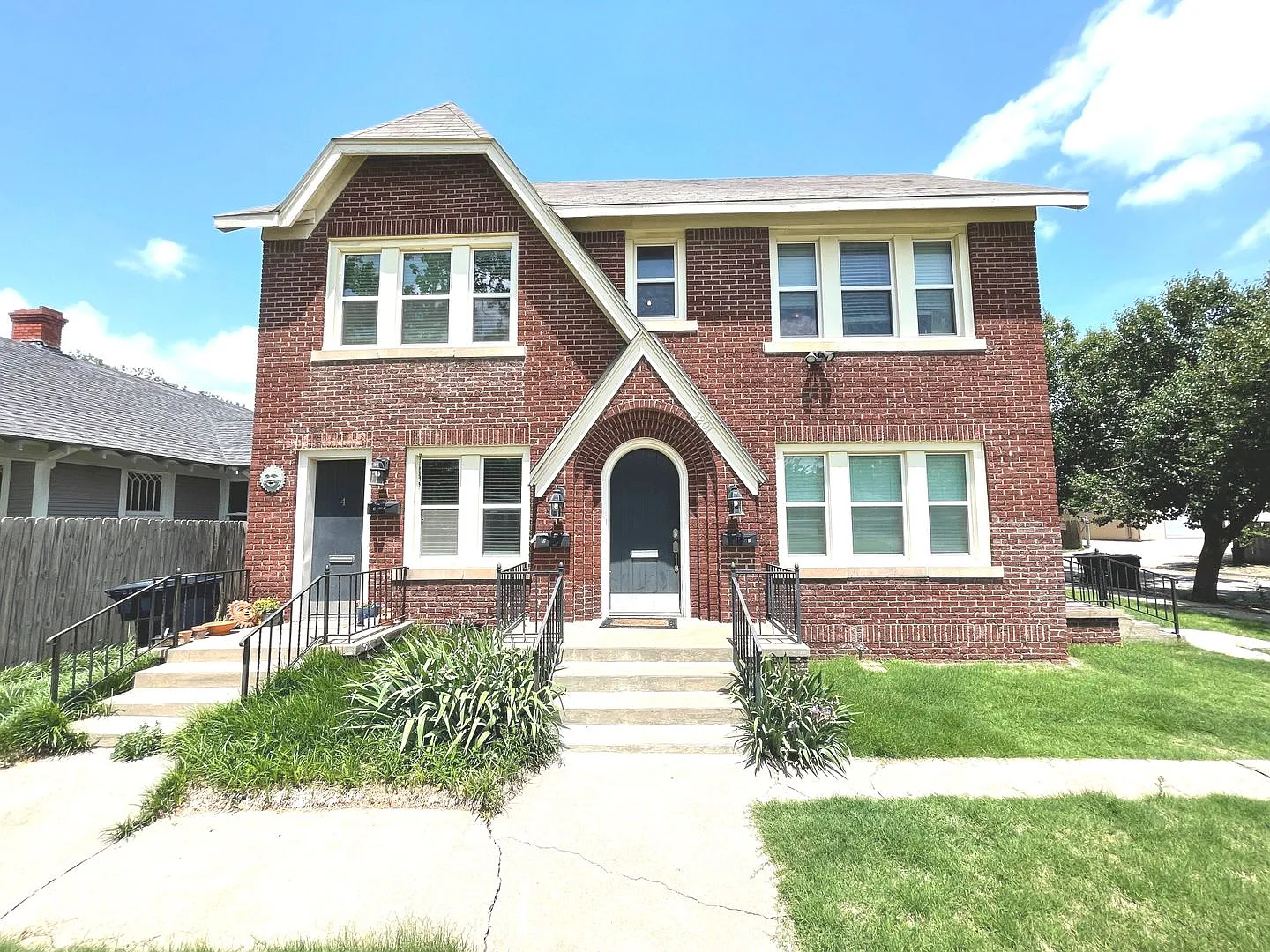 1201 NW 31st St. — Photo 1