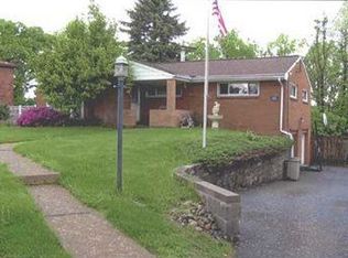 217 Wainwright Dr, McKeesport, PA 15132