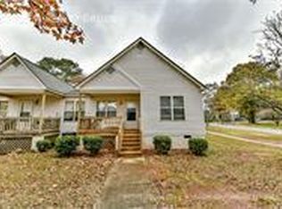 304 Hoskins Mill Ln #B, Charlotte, NC 28208