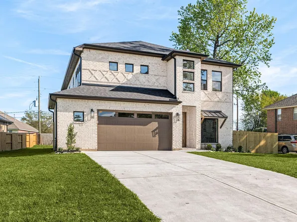 8922 Sedgemoor Dr, Tomball, TX 77375