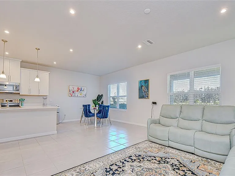 10422 Gliding Eagle Way — Photo 11