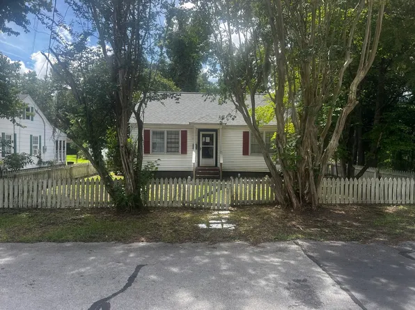 1817 Asheville St, New Bern, NC 28560