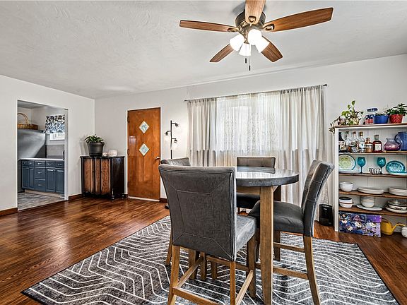 3rd image of 41 1/2 Ehle Ave