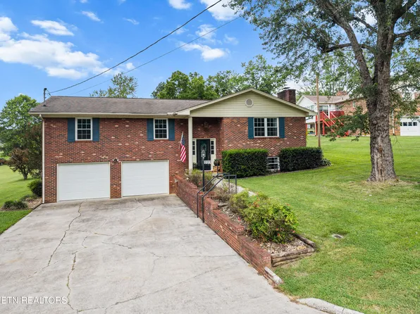 223 Candora Rd, Maryville, TN 37804