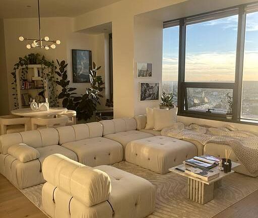 2nd image of 1100 Wilshire Blvd APT 1901