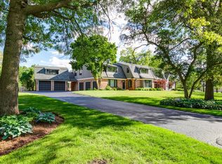 1685 Clover Dr, Inverness, IL 60067