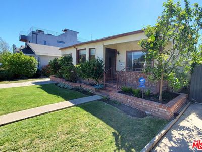 3461 Redwood Ave, Los Angeles, CA, 90066