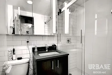 Rented by Urbane Brokerage