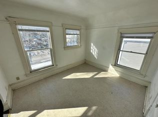 1219 Bluff St #2, Beloit, WI 53511