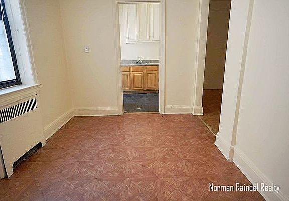 5th image of 150 E 19th St #5A