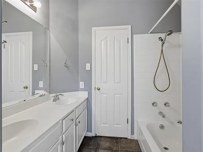 5813 Miramonte Dr — Photo 25