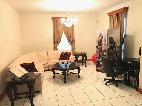 4th image of 3007 S Casa Linda St