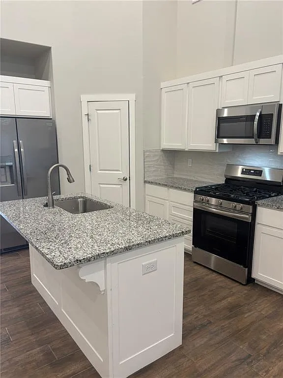 471 Azurite Rd — Photo 1