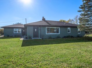 16922 Schwark Rd, Three Oaks, MI 49128