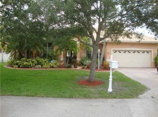 6265 Saratoga Cir, Davie, FL 33331
