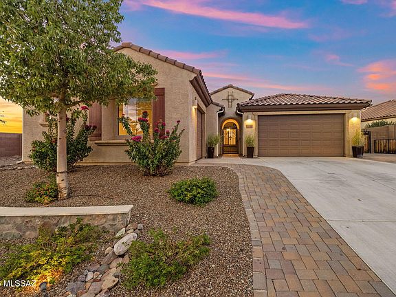 2nd image of 5040 W Paseo Rancho Acero