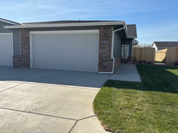 1823 S Hickory Creek Ct, Wichita, KS