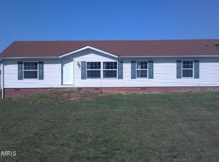 17 Thayers Gull Dr, Martinsburg, WV 25405