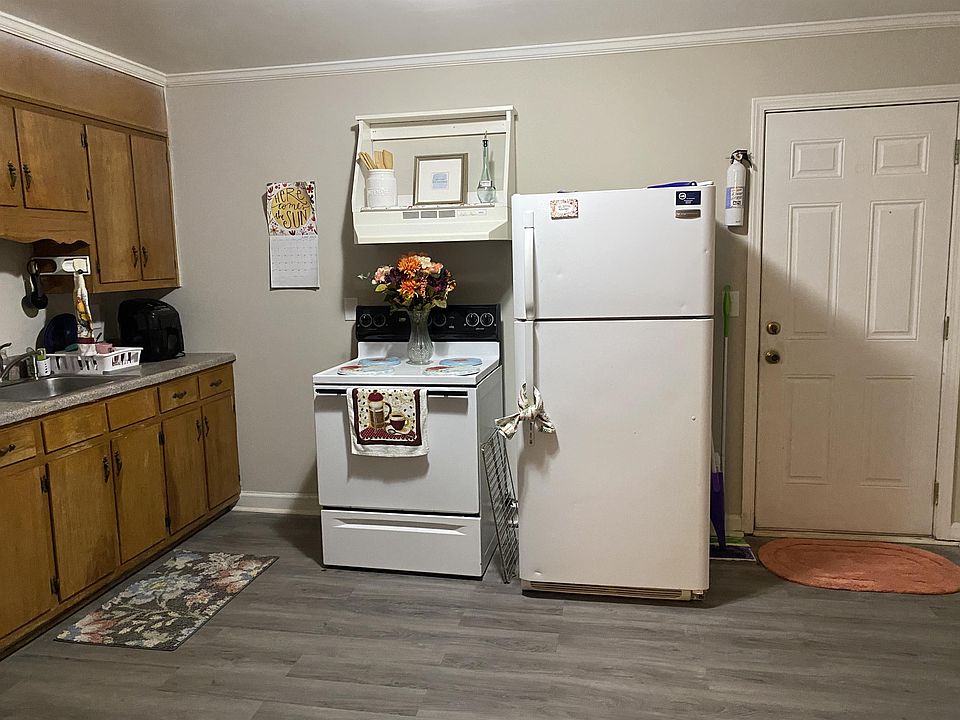 1st image of 435 Arlington Cir NW #439