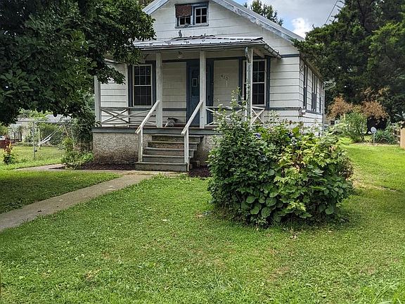 2nd image of 410 Nottingham Ave