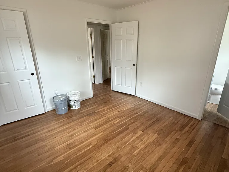 805 Mohawk Ave — Photo 10