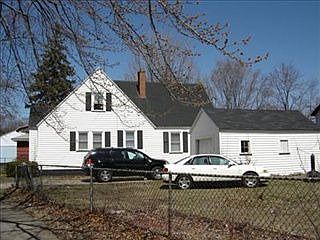 2nd image of 1946 Terrace St