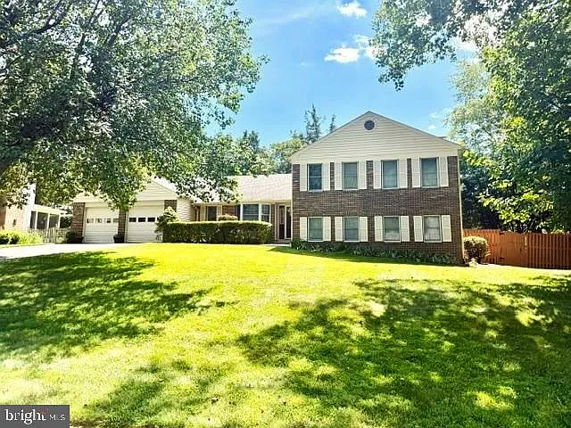 8857 Glenridge Ct