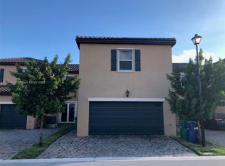 17127 SW 96th St, Miami, FL 33196