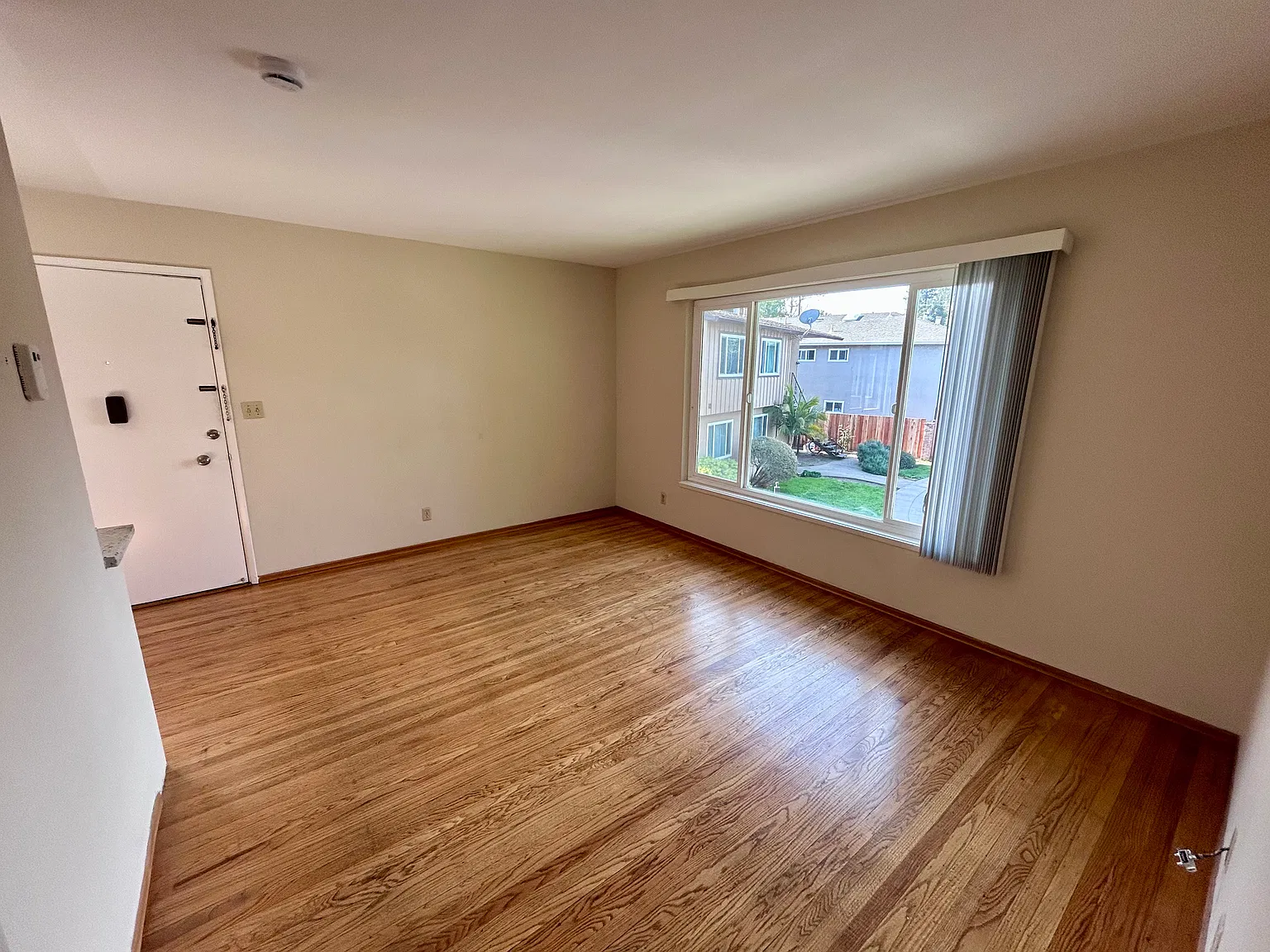 1 bed, 675 sqft, $2,895 — Photo 3