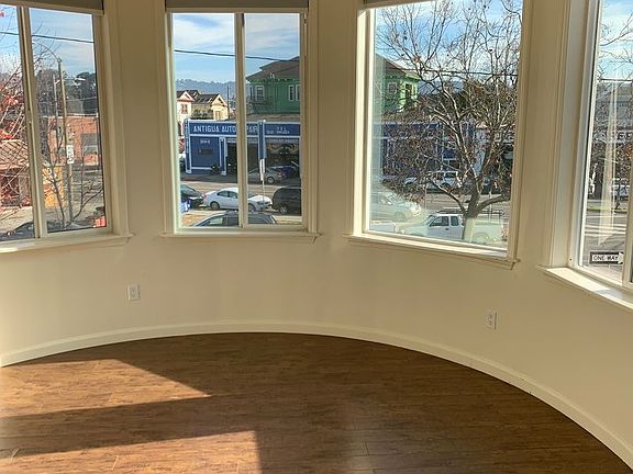 3rd image of 2505 San Pablo Ave APT 201