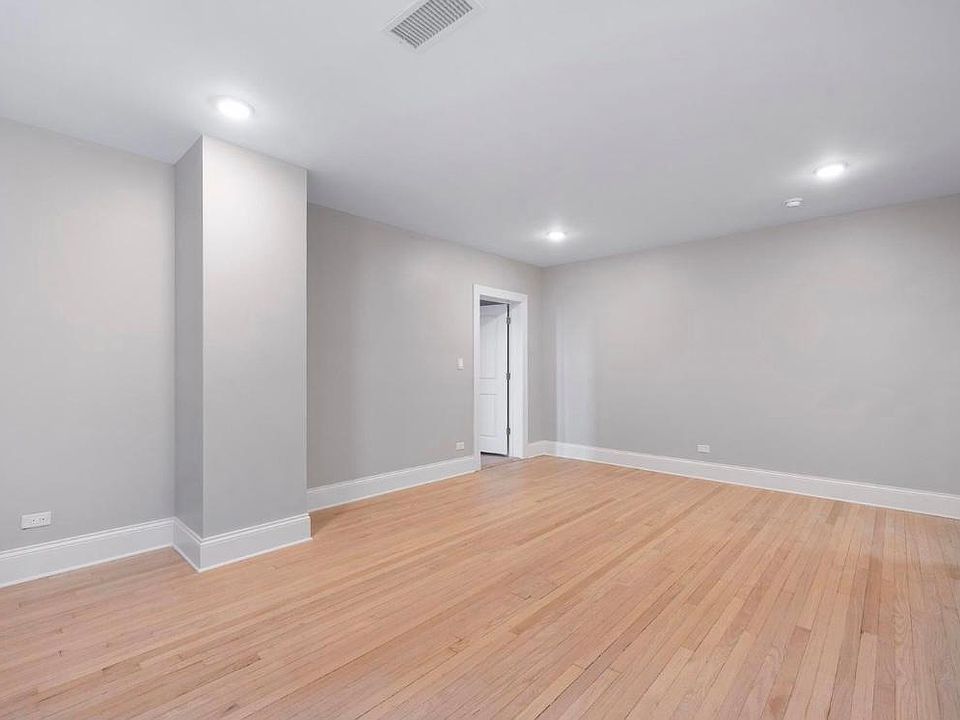 1st image of 7001 S South Shore Dr #301