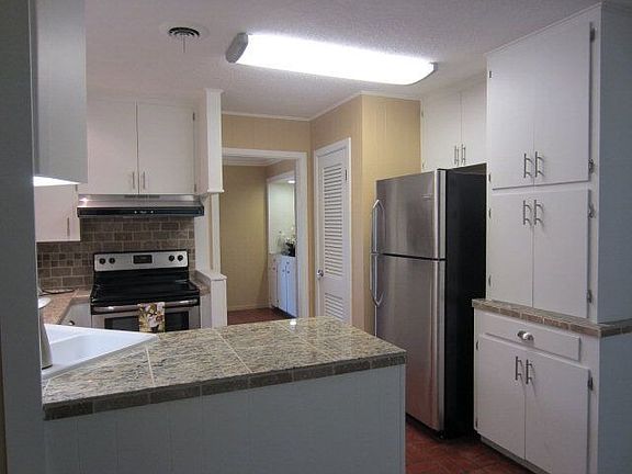 3rd image of 1512 Reen Dr