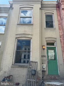 2250 12th St NW, Washington, DC, 20009