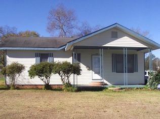 500 N 3rd St, Leesville, LA 71446