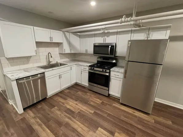 410 1st St #5, Milford, NE 68405