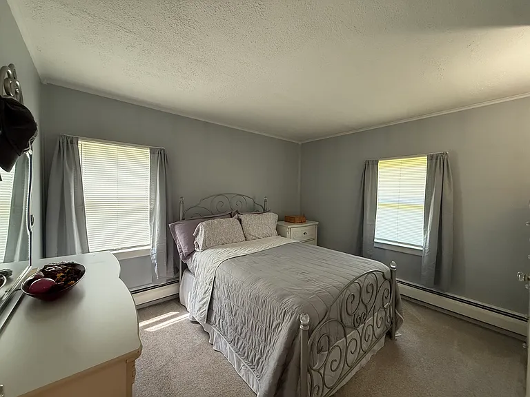 72 Lincoln Ave — Photo 9
